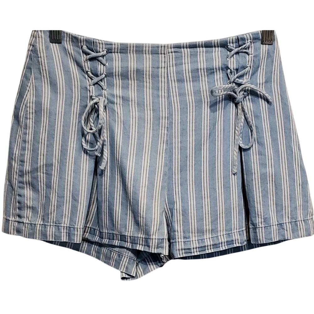 FOREVER 21 Blue Shorts with White Stipes Front tie High Waist Size Medium